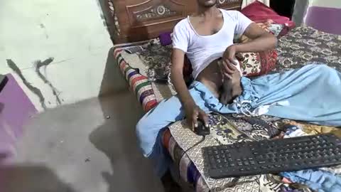 zoyakhan803 online show from May 2026 10:40:02 PM