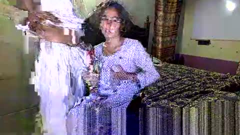 zoyakhan803 online show from May 2026 10:03:01 PM