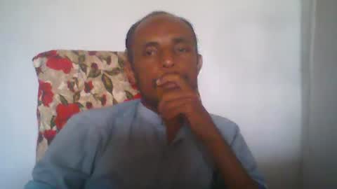 zoyakhan803 online show from May 2026 08:10:01 AM