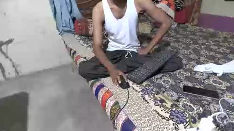 zoyakhan803 online show from May 2026 09:01:02 PM