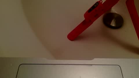 Snapshot of zuppyluxe chatting on October 2025 03:14:01 AM J online show from October 2025 03:14:01 AM