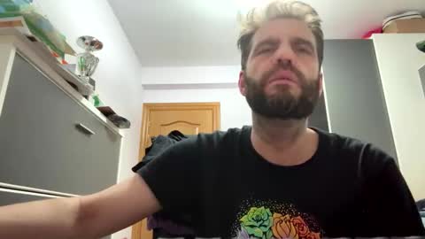 zurdineno online show from June 2026 11:17:01 PM