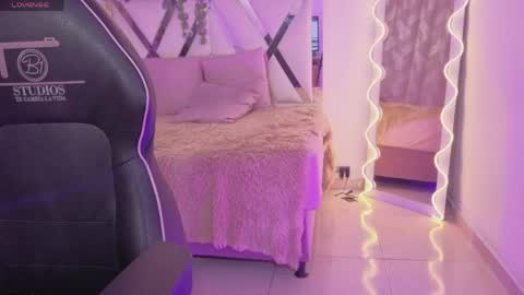 ZURY   online show from May 2026 03:13:01 AM