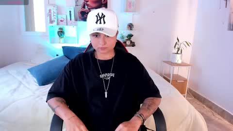 Snapshot of zuryramirez_ chatting on March 2026 07:19:01 PM Zury Ramirez online show from March 2026 07:19:01 PM