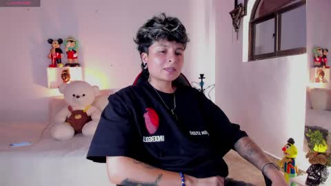 Snapshot of zuryramirez_ chatting on May 2026 08:05:02 PM Zury Ramirez online show from May 2026 08:05:02 PM