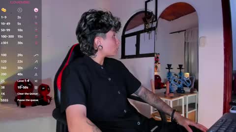 Snapshot of zuryramirez_ chatting on June 2026 05:52:01 PM Zury Ramirez online show from June 2026 05:52:01 PM