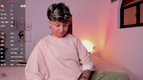 Snapshot of zuryramirez_ chatting on June 2026 06:00:02 AM Zury Ramirez online show from June 2026 06:00:02 AM