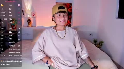 Snapshot of zuryramirez_ chatting on July 2026 11:22:01 PM Zury Ramirez online show from July 2026 11:22:01 PM