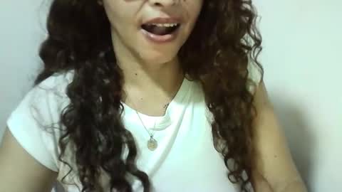 Snapshot of zusanahot chatting on February 2025 01:27:02 AM zusanahot online show from February 2025 01:27:02 AM