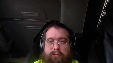 Snapshot of zutalos_xiii chatting on February 2025 08:05:01 PM zutalos_xiii online show from February 2025 08:05:01 PM