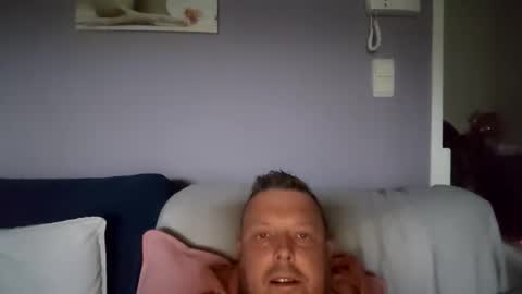 Snapshot of zwartepanda chatting on March 2026 03:18:01 PM zwartepanda online show from March 2026 03:18:01 PM