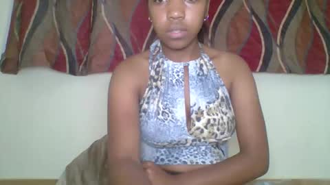 zyraelle_01 online show from April 2026 08:57:02 PM