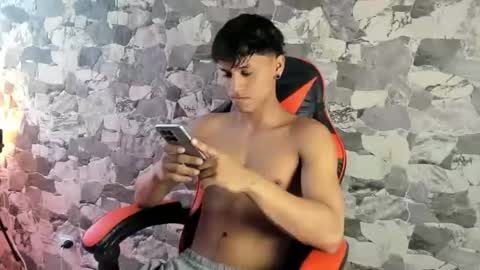 Snapshot of zyzz_1812 chatting on June 2026 07:15:01 PM zyzz_1812 online show from June 2026 07:15:01 PM
