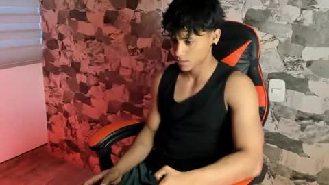 Snapshot of zyzz_1812 chatting on July 2026 10:45:01 PM zyzz_1812 online show from July 2026 10:45:01 PM