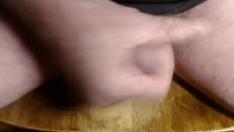 Snapshot of zz52xt chatting on September 2025 12:21:02 PM ZZ online show from September 2025 12:21:02 PM