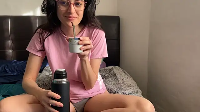 Snapshot of Lunaabbey chatting on February 2026 08:12:01 AM Lunaabbey online show from February 2026 08:12:01 AM