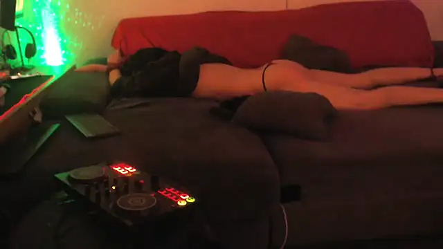 Snapshot of davidgntxxxxx chatting on October 2025 06:14:02 PM davidgntxxxxx online show from October 2025 06:14:02 PM