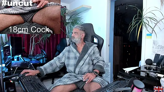 OnlineBossUK online show from March 2025 01:32:02 AM