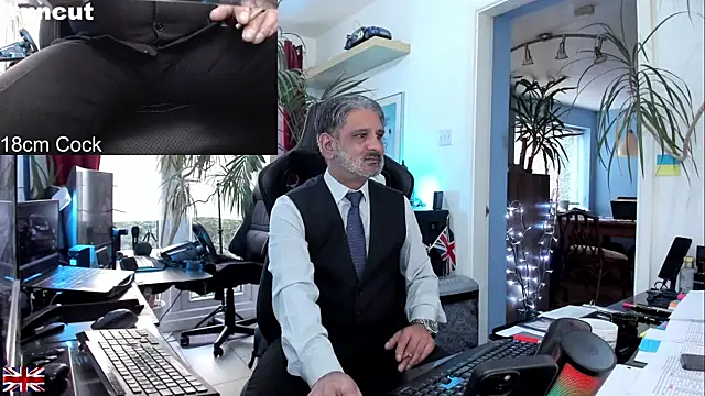 OnlineBossUK online show from September 2025 05:46:02 PM