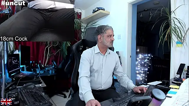 OnlineBossUK online show from September 2025 08:08:01 PM