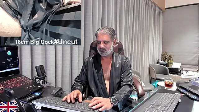 OnlineBossUK online show from April 2026 02:53:02 AM