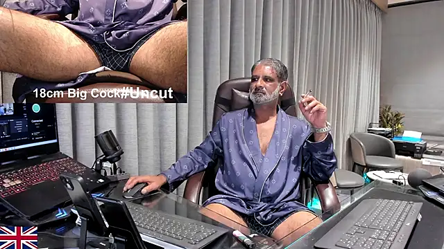 OnlineBossUK online show from May 2026 06:31:02 PM