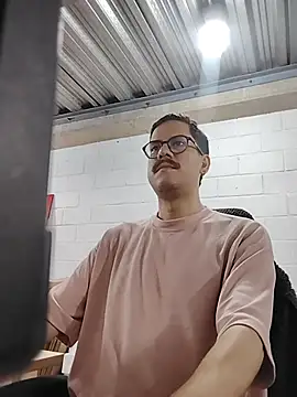 AndyHepburn online show from October 2025 01:46:02 PM