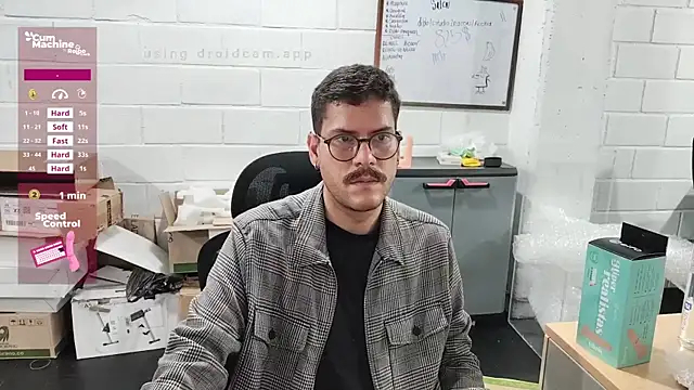 AndyHepburn online show from October 2025 07:58:02 PM