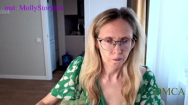 angelmommu online show from May 2026 12:00:02 PM