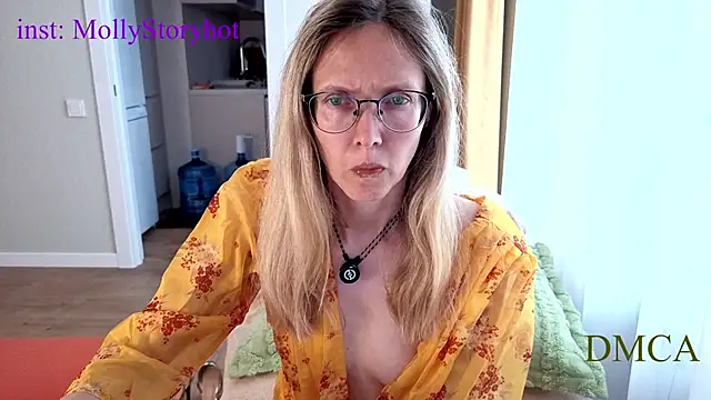 angelmommu online show from May 2026 06:53:01 AM