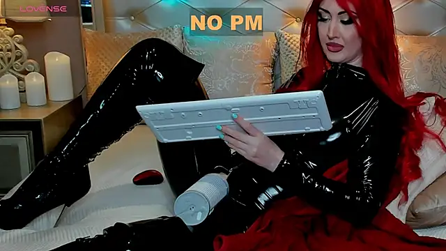 EvaDominatrix online show from September 2025 06:33:02 PM