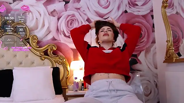 HessaHessy online show from December 2025 05:19:02 PM