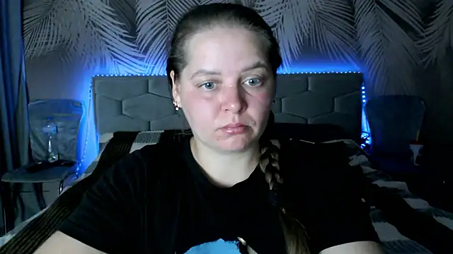 uliastar online show from September 2025 06:25:02 AM