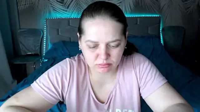 uliastar online show from March 2026 09:37:01 AM