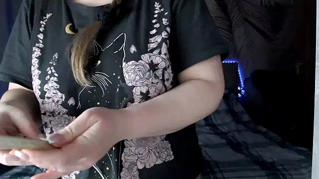 uliastar online show from March 2026 09:56:02 AM