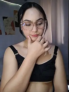 Snapshot of Samy-Candy chatting on January 2025 03:47:01 PM Samy-Candy online show from January 2025 03:47:01 PM