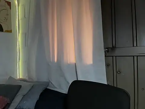 Snapshot of Samy-Candy chatting on February 2025 03:41:02 PM Samy-Candy online show from February 2025 03:41:02 PM