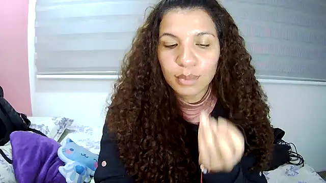 gatubelahot online show from October 2025 02:30:02 AM