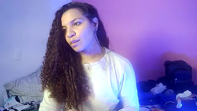 Snapshot of gatubelahot chatting on February 2026 06:42:01 PM gatubelahot online show from February 2026 06:42:01 PM