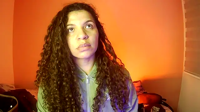 Snapshot of gatubelahot chatting on March 2026 04:40:01 AM gatubelahot online show from March 2026 04:40:01 AM