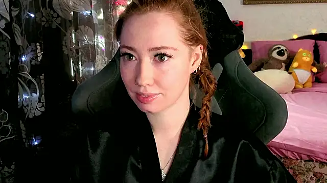 Snapshot of TinaBrook chatting on March 2026 04:47:01 AM TinaBrook online show from March 2026 04:47:01 AM