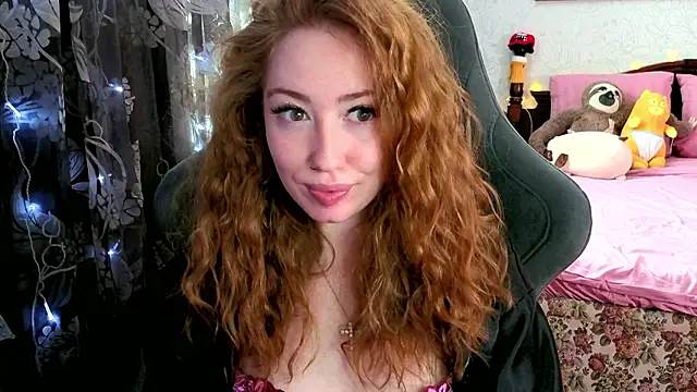 Snapshot of TinaBrook chatting on March 2026 07:15:01 AM TinaBrook online show from March 2026 07:15:01 AM