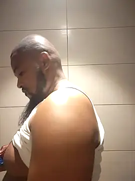 Snapshot of douksm chatting on February 2025 06:20:01 PM douksm online show from February 2025 06:20:01 PM