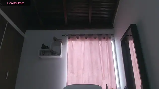 Snapshot of naty_milk_ chatting on February 2025 09:38:01 PM naty milk online show from February 2025 09:38:01 PM