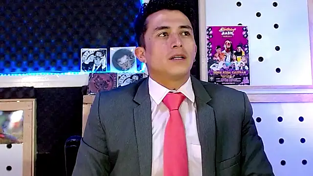 Darko0717 online show from January 2025 04:41:01 PM