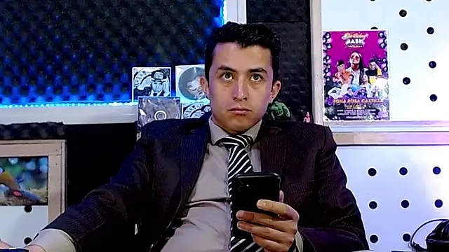 Darko0717 online show from February 2025 01:08:02 PM