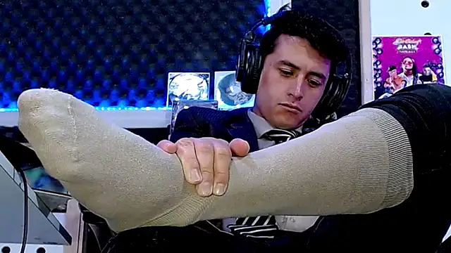 Darko0717 online show from February 2025 04:11:02 PM