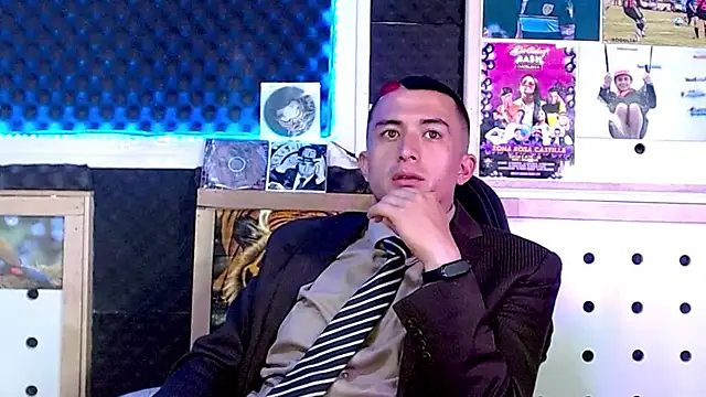 Darko0717 online show from March 2025 09:02:02 PM