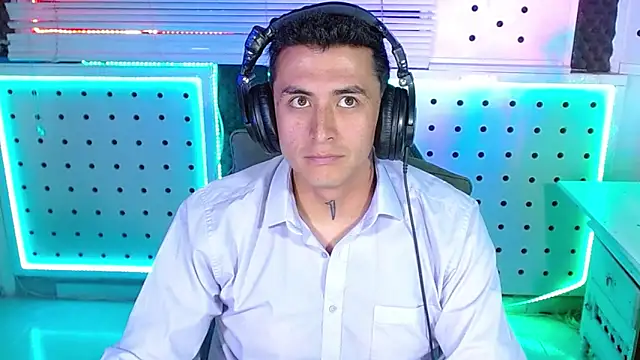 Darko0717 online show from February 2026 06:03:01 PM