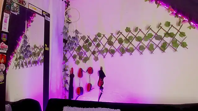 Cata green online show from December 2024 10:20:01 PM